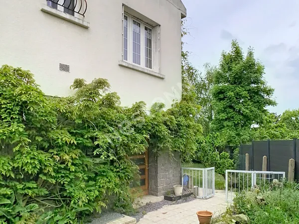 Maison à vendre Angers Est - 3 chambres + bureau - Garage - Jardin - potentiel