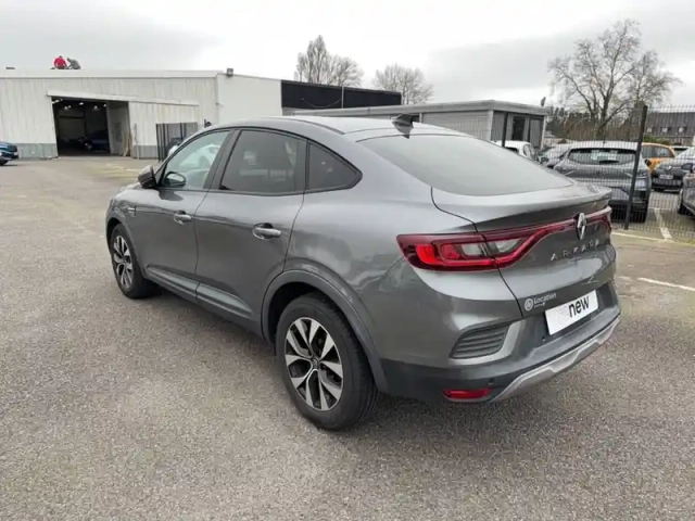 Renault Arkana mild hybrid 140 edc fap - 22 — photo 3