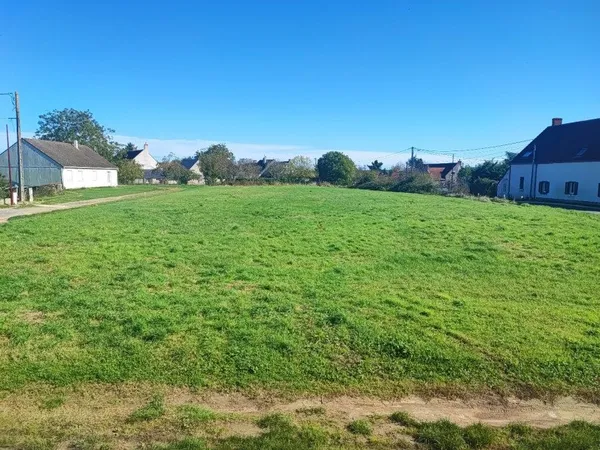 Terrain constructible 1163 m²
