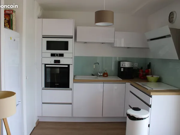 Appartement 3 pièces recent libre d'octobre à mai