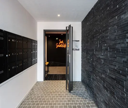 T2 meublé 42,12 m² dans résidence récente - balcon - stationnement privé - ménage