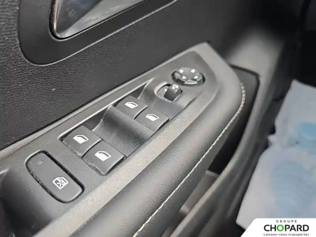 Peugeot 208 hybrid 110 ch e-dcs6 — photo 16
