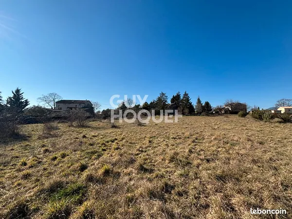 Terrain 1800 m² VINEZAC