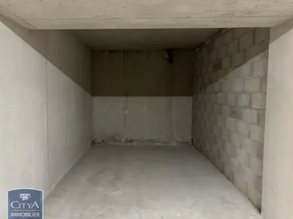 Stationnement Location Marseille   102€