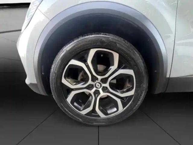 Renault Captur 1.0 tce 90ch techno — photo 11
