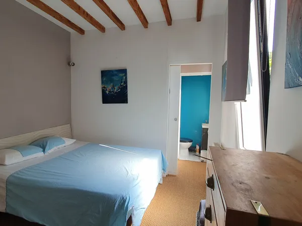 Loue chambre en colocation dans maison