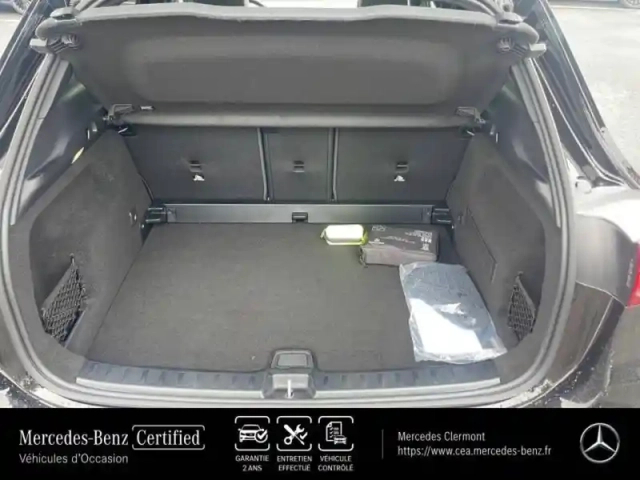 Mercedes Gla 180 d 116ch amg line 8g-dct — photo 10