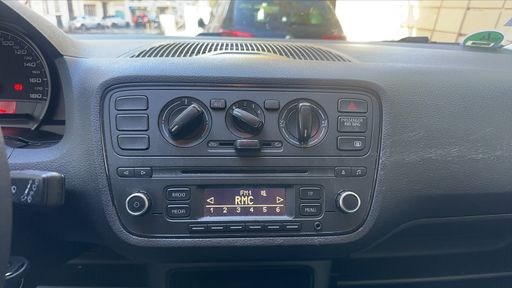 Seat Mii 1.0 60 - Reference – 2015 – 119474 km – Essence – Boîte Manuelle — photo 21