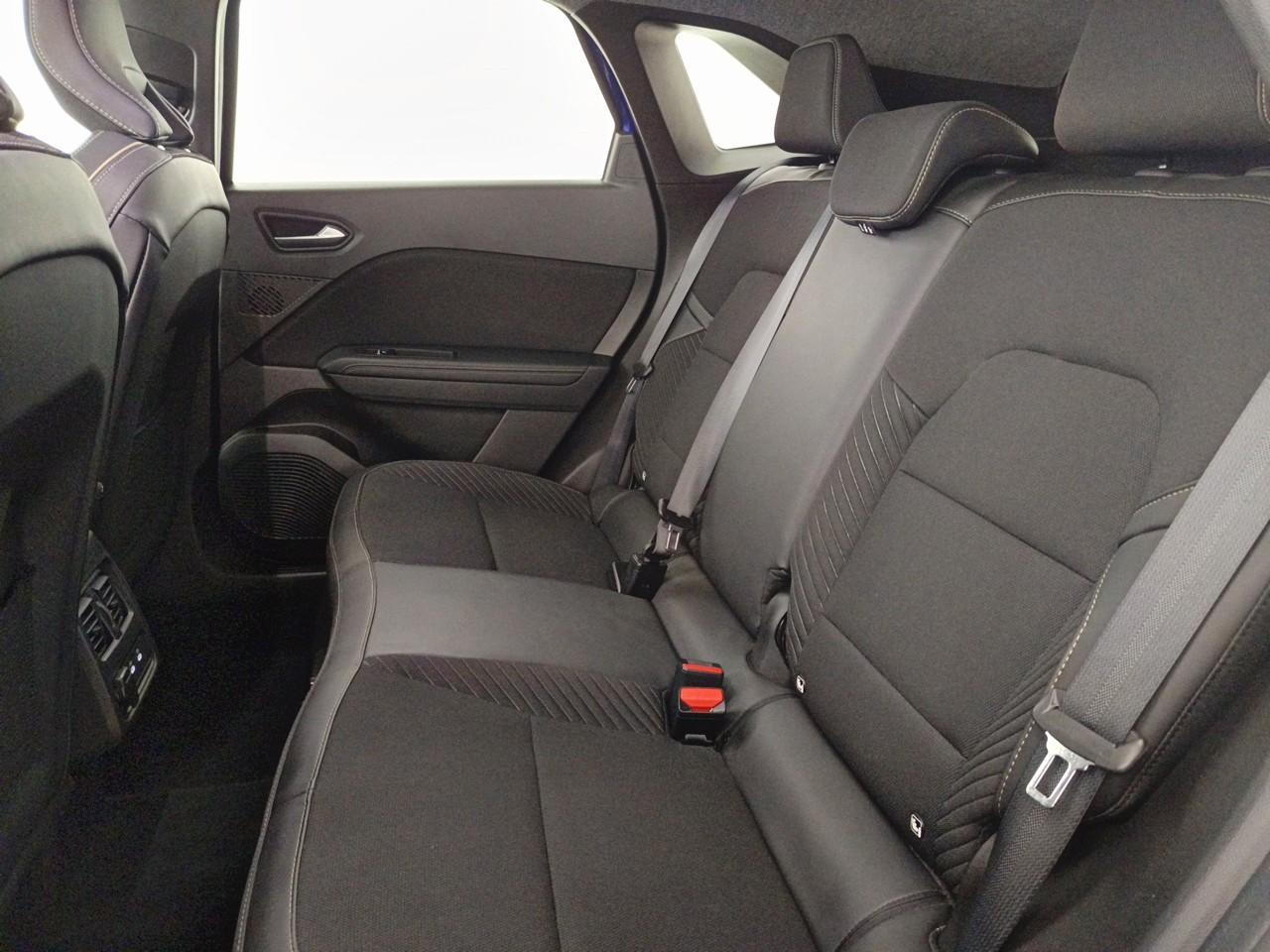 Renault Symbioz e-tech full hybrid 145 iconic — photo 10