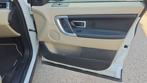 Land Rover Discovery Sport 2.0 TD4 180 4WD BVA8 - HSE – 2015 – 146276 km – Diesel – Boîte Automatique — photo 30