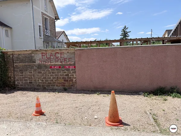 Parking / box Les Mureaux