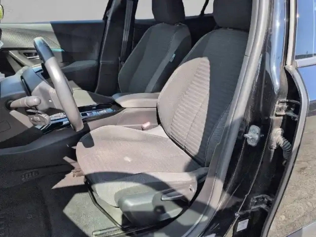 Peugeot 2008 electrique 136 ch — photo 11