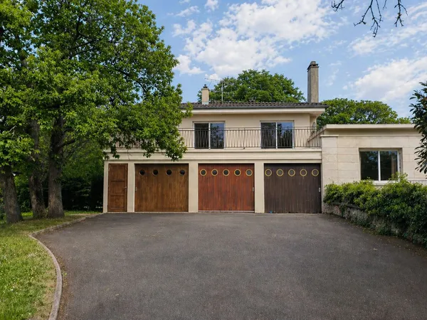 Maison 6 pièces 146 m²