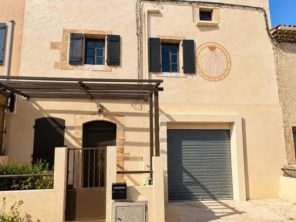 Vends maison - 107 m² - 6 pièces, 4 chambres - La Fare-les-Oliviers 13580
