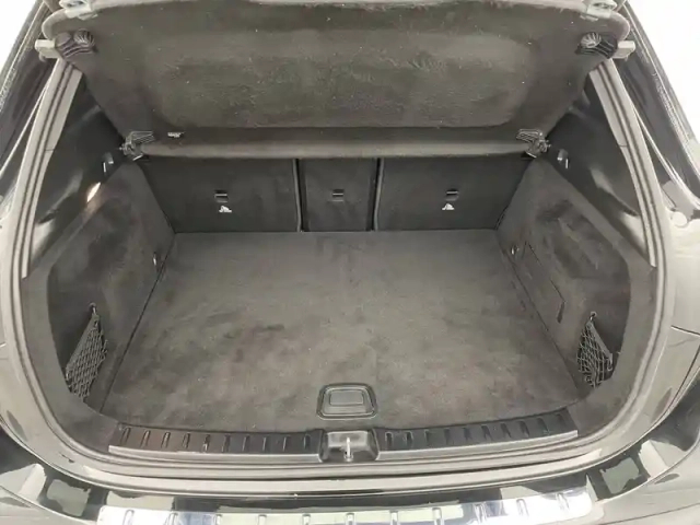 Mercedes Eqa 250 — photo 37