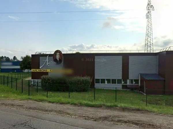 Local commercial 750 m² VAL DE REUIL