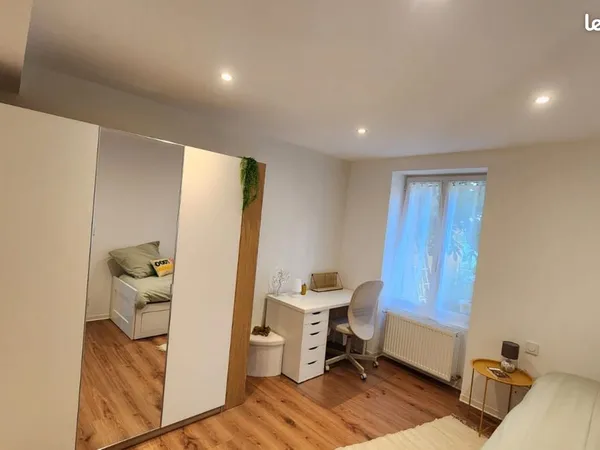 Chambre meublée à Colmar - salle de bain Privative - Tout Inclus