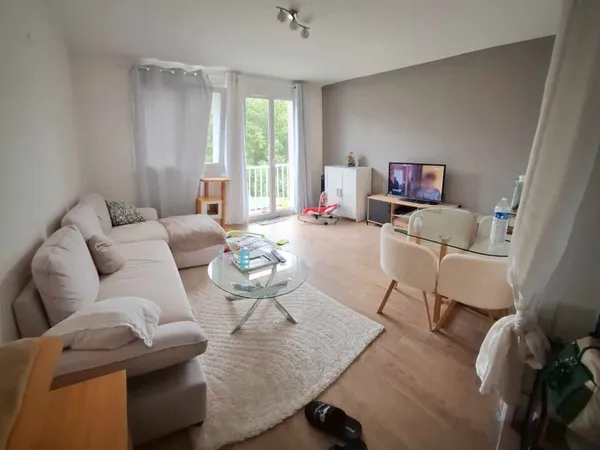 Appartement T3 de 59 m² - Dernier étage - Vernon, cadre verdoyant, LRBA au plateau de l'espace