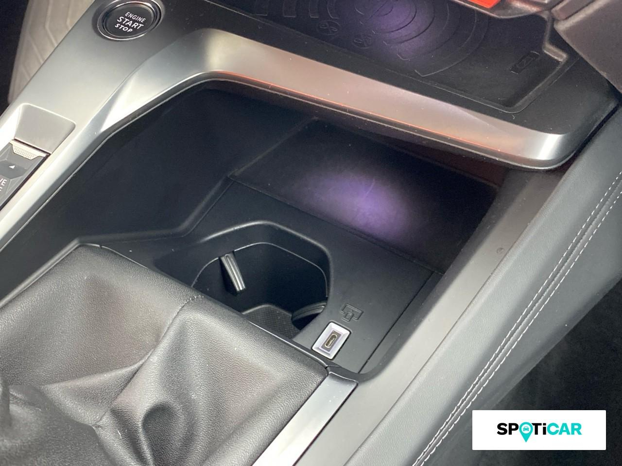 Peugeot 308 1.2 puretech 130ch s&s allure pack — photo 18