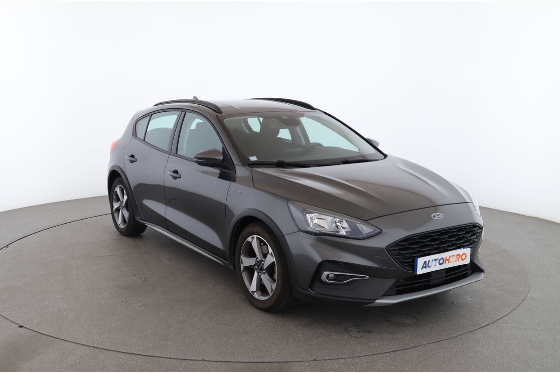 Ford Focus 1.0 EcoBoost Active — photo 7