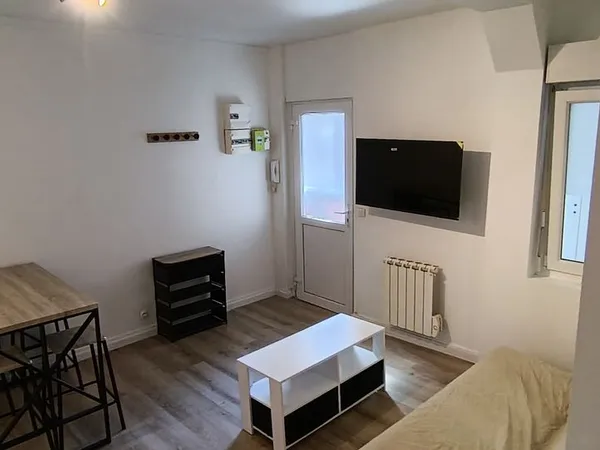 APPARTEMENT DE 29,7 m² T1 bis entièrement refait à neuf