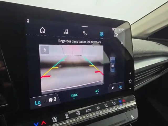 Renault Megane e-tech ev40 130ch standard charge — photo 12