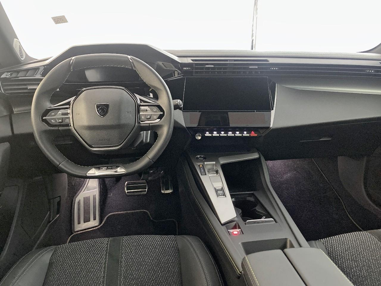 Peugeot 408 electrique 58 kwh 210 ch gt — photo 8