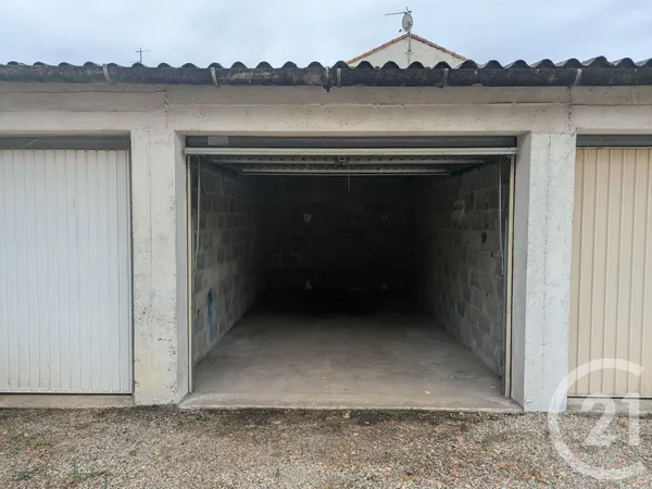 Parking 18 m²