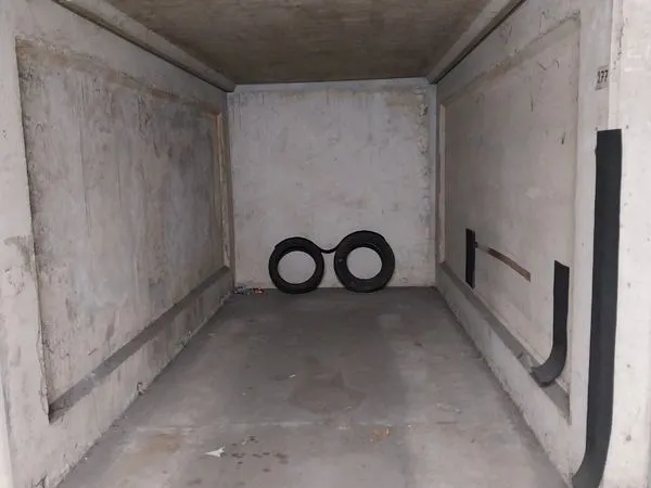 Loue box non fermé en sous sol dans parking de residence