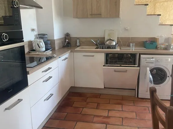 Chambre meublée à louer en colocation