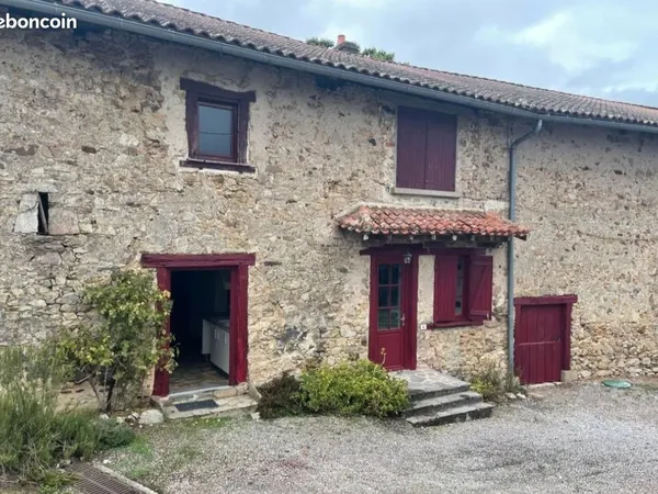Maison a louer à aixe