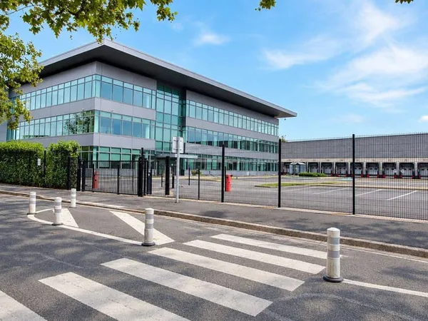 Bureaux 200 m²