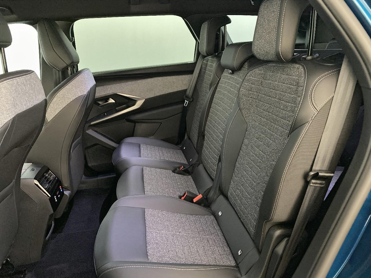 Peugeot 5008 hybrid 145 ch e-dcs6 allure — photo 10