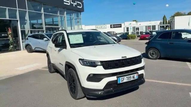 Jeep Compass 1.3 phev t4 190 ch 4xe eawd — photo 7