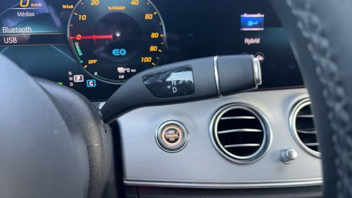 Mercedes Classe E 300 de 306 EQ Power  9G-Tronic - AMG Line – 2022 – 149879 km – Hybride rechargeable – Boîte Automatique — photo 11