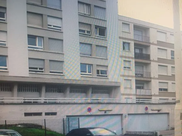 Parking couvert