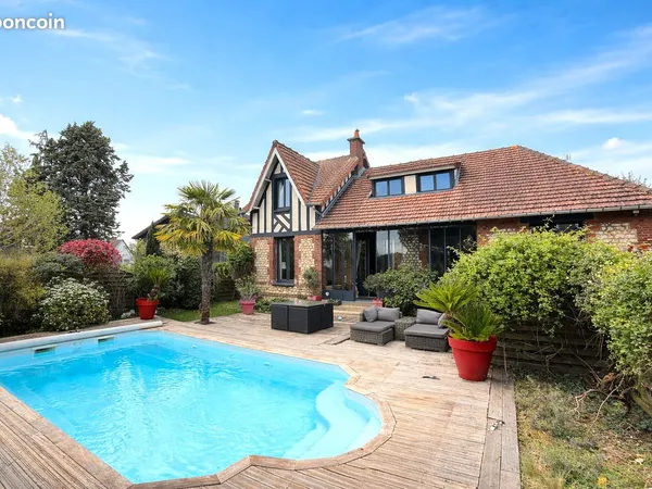 Maison 7 pièces 164 m²