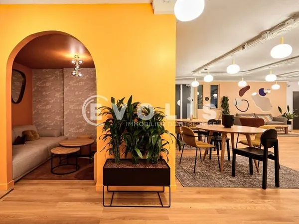 Bureaux 444 m²