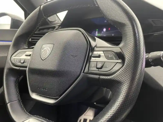 Peugeot 308 phev 225 e-eat8 — photo 73