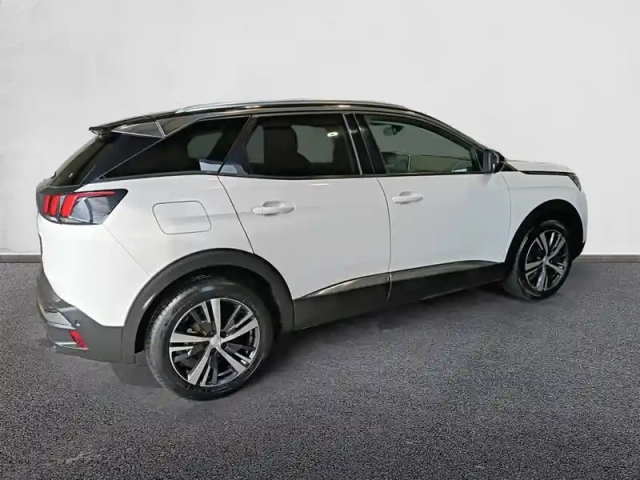 Peugeot 3008 1.2 puretech 130ch s&amp;s eat6 — photo 2