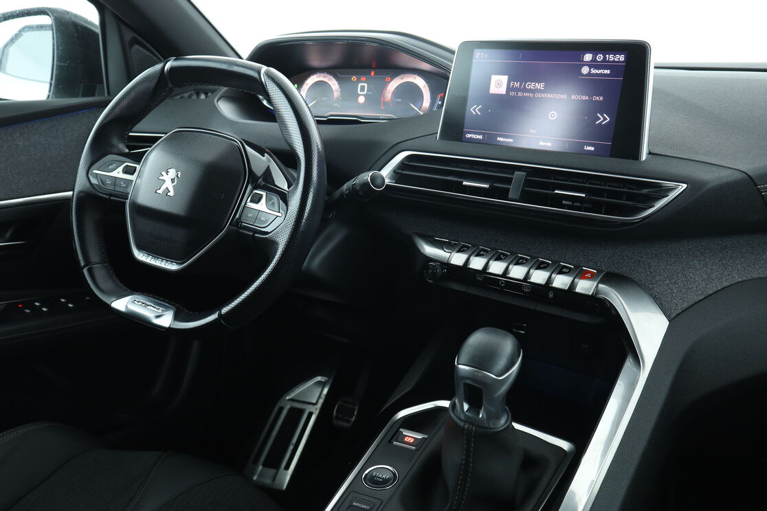 Peugeot 3008 1.5 Blue-HDi GT Line — photo 12