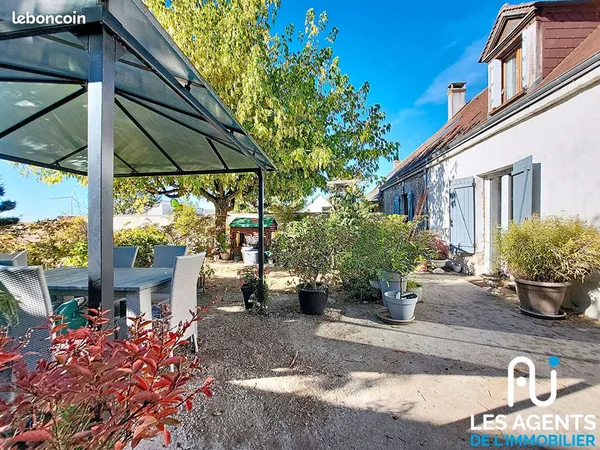Maison 6 pièces 151 m²