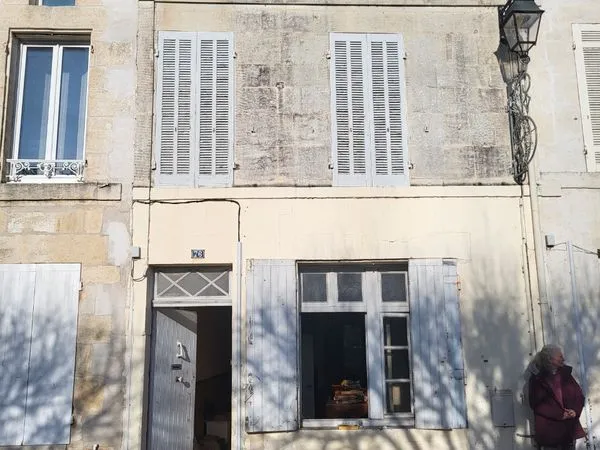 Maison avec ancienne boulangerie