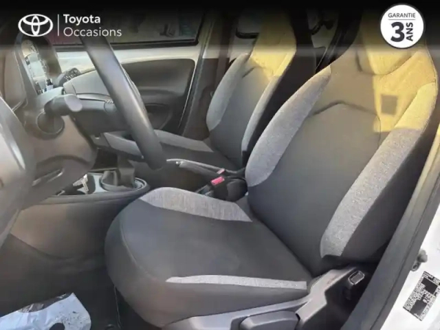 Toyota Aygo X 1.0 vvt-i 72ch dynamic my23 — photo 11