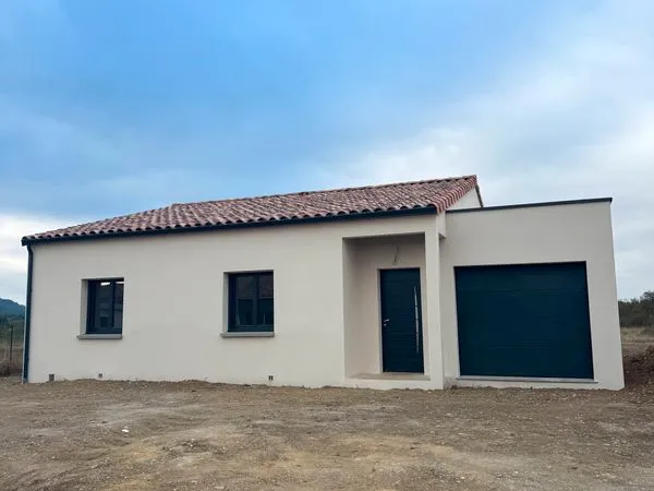 Villeneuve-Minervois : villa plain-pied T4 avec garage, dès 164 719 soit 775/mois - Payez 90% du pro