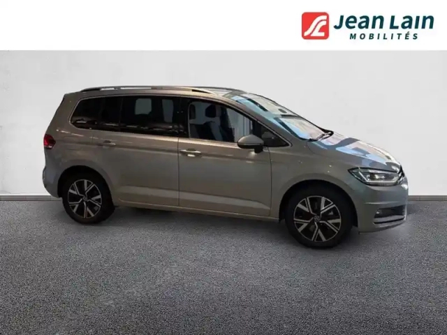 Volkswagen Touran 1.5 tsi evo 150 dsg7 7pl — photo 22