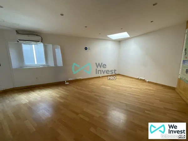 Bureaux 42 m² SAINT-THIBAULT-DES-VIGNES
