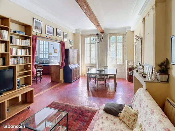 Appartement 2 pièces 74 m²