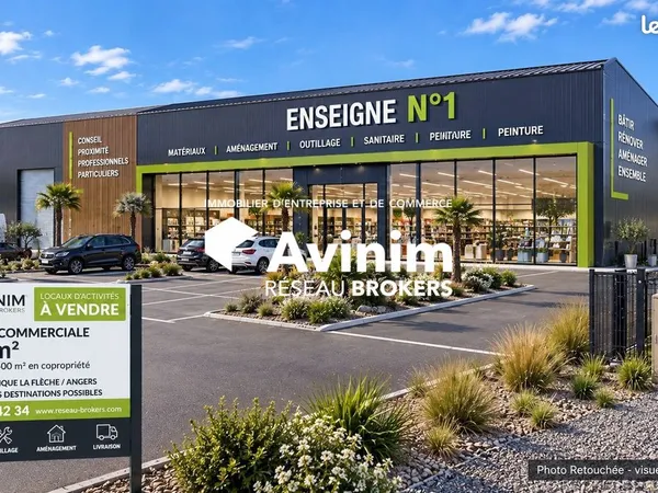 Local 765 m² La Flèche