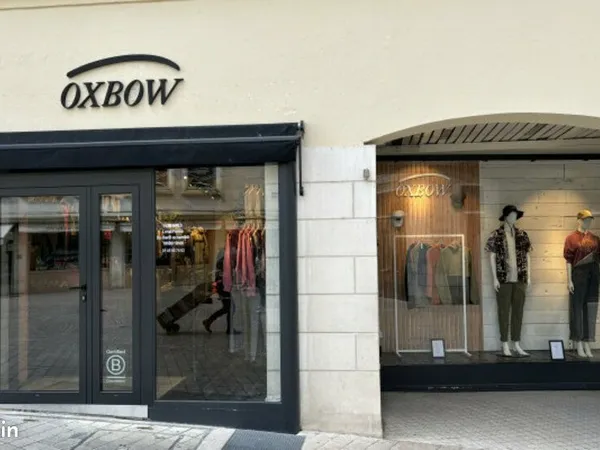 Local commercial 180 m² POITIERS